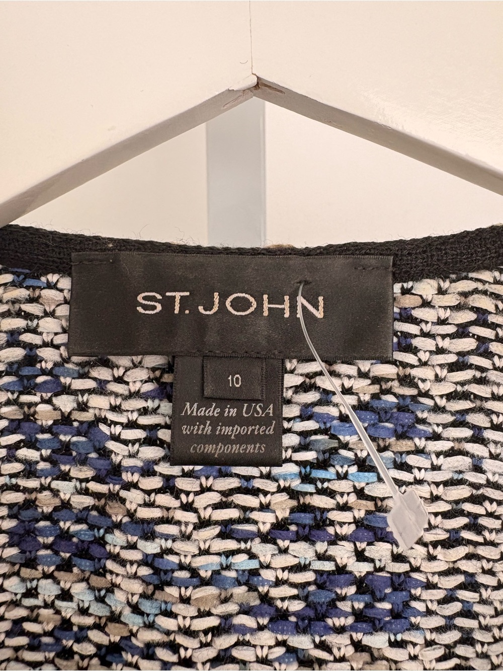 St. John Black and Blue Textured Open-Front Blazer - Picture 2 of 3